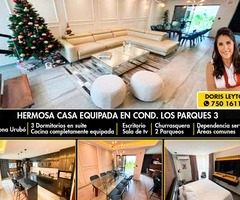 Vendo hermosa casa decorada y equipada, condominio los parques 3 (Urubo)